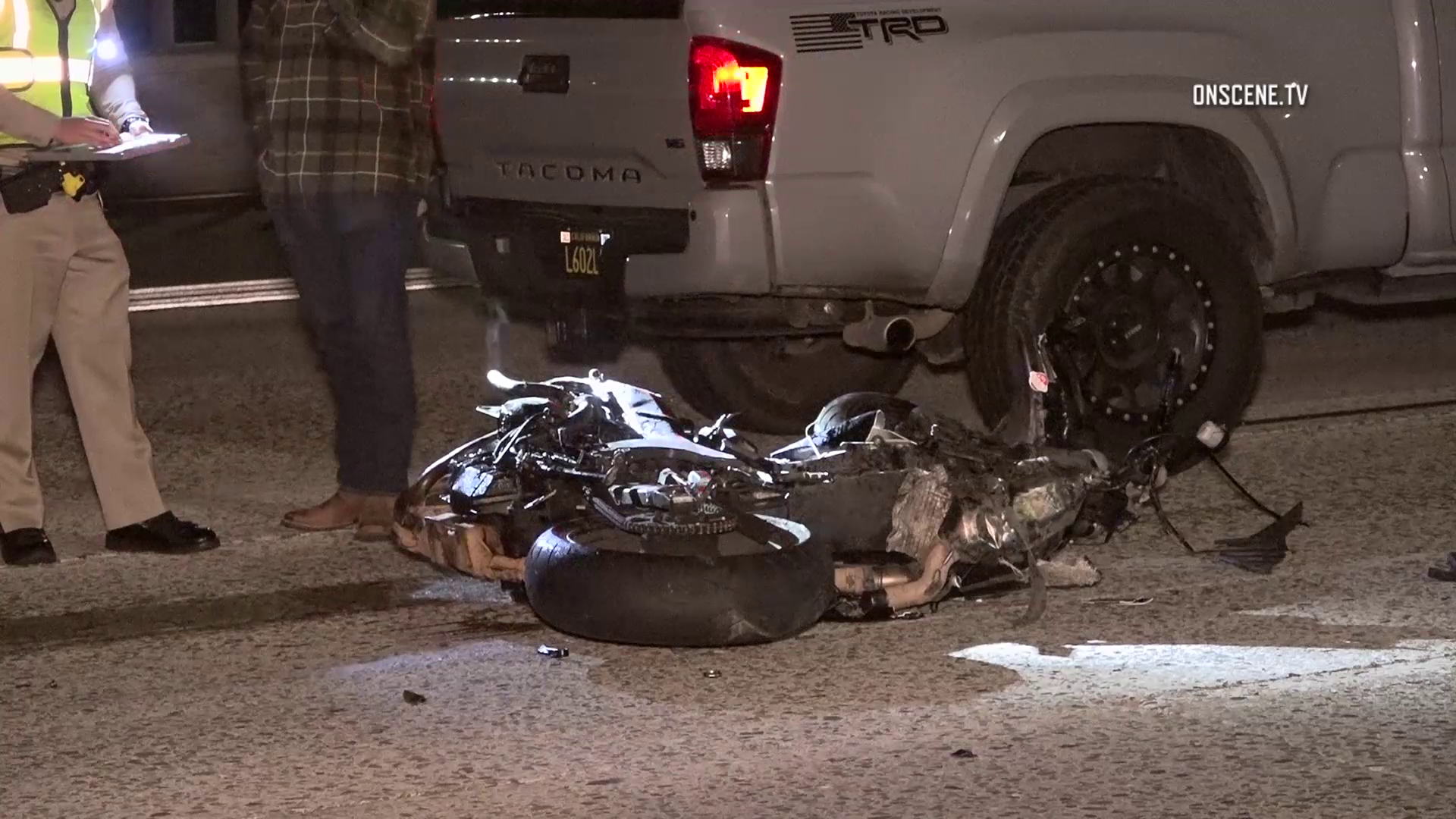 Anaheim: Motorcyclist Dead After Crashing Into Pickup Truck – ONSCENE.TV